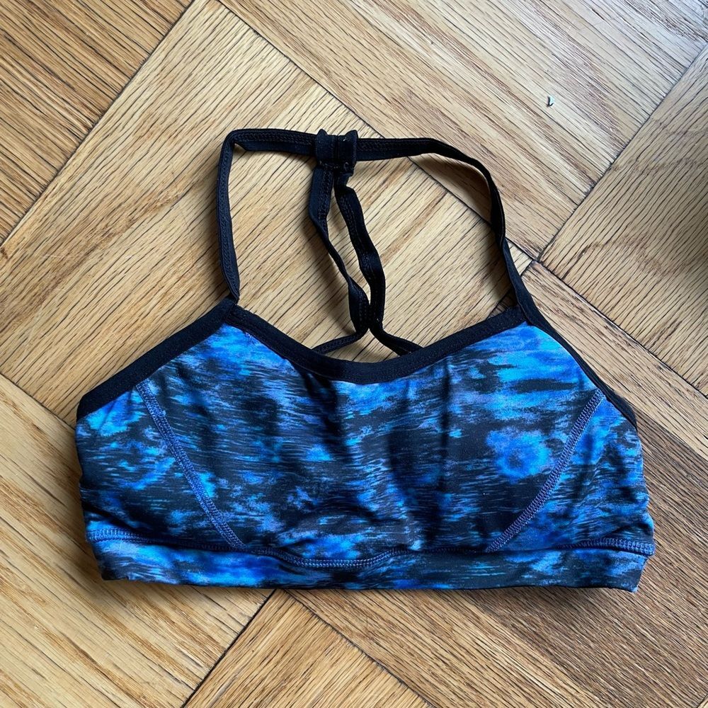 Beyond Yoga Space Dye Slim Racerback Bra, Sz XS, blue/black/grey abstract print